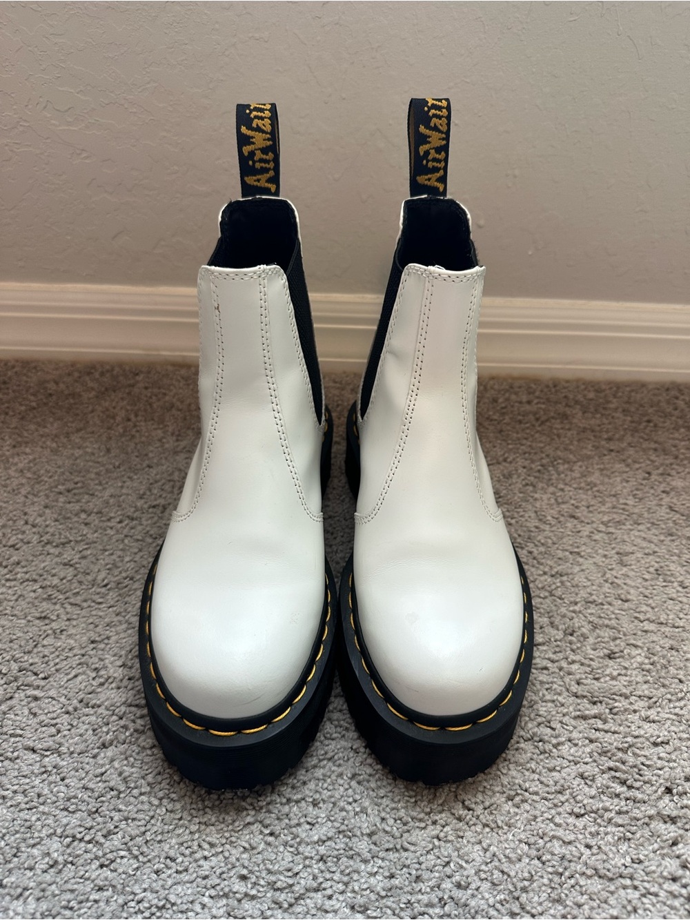 Dr. Martens White Chelsea Platform Boots Women’s 8 Men’s 7